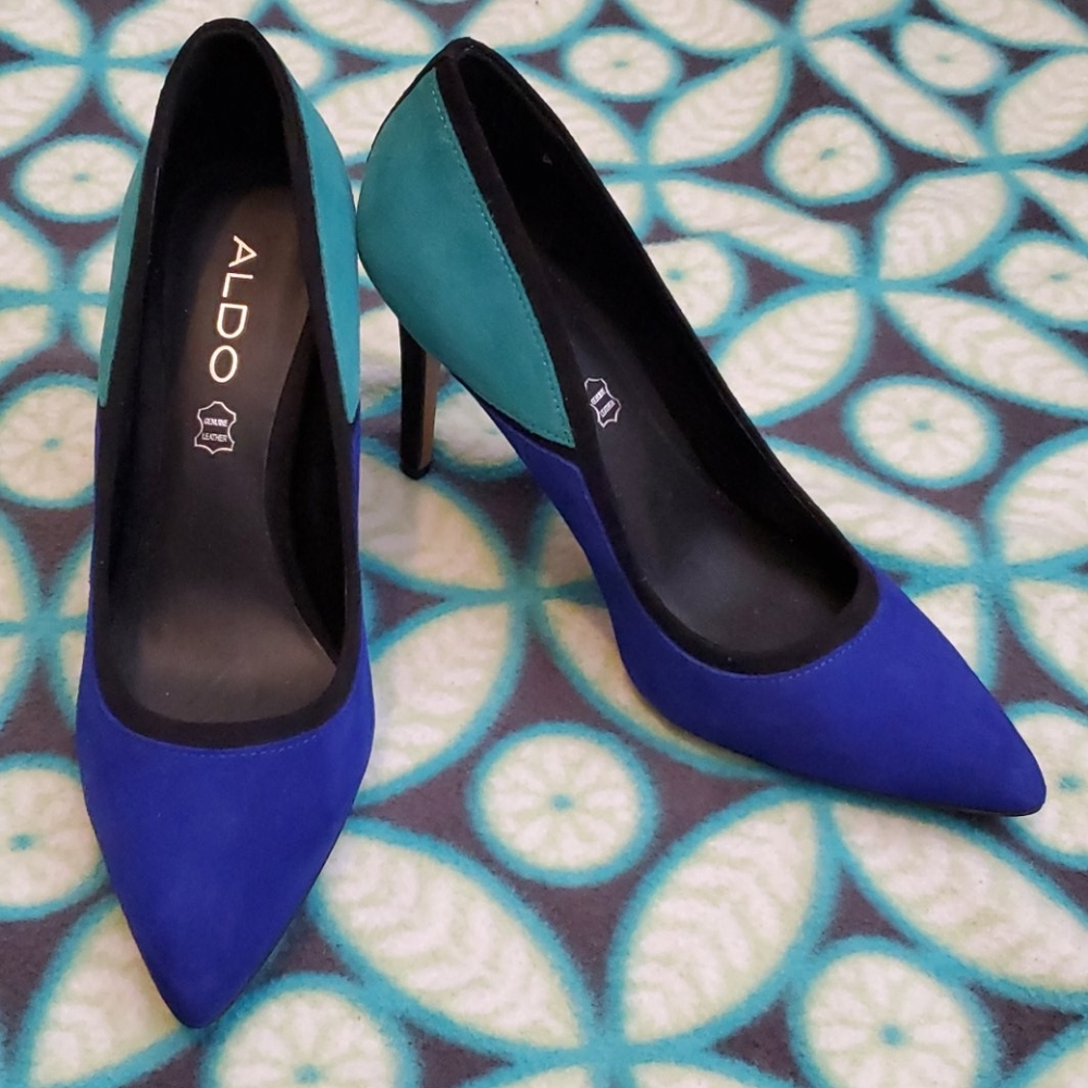 Aldo Shoes Emeral Green and Blue Color Size 6